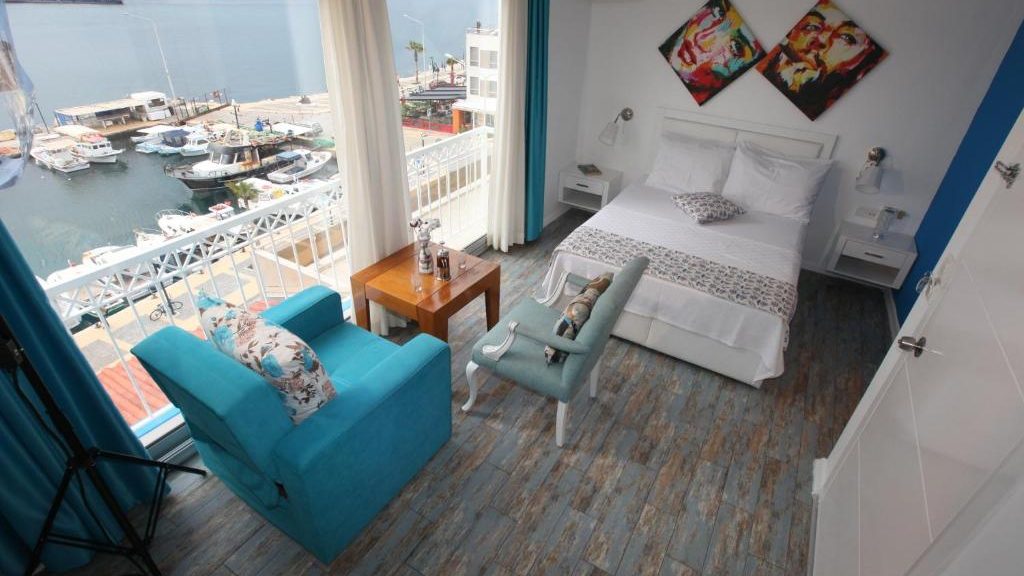 Larimar Boutique Hotel