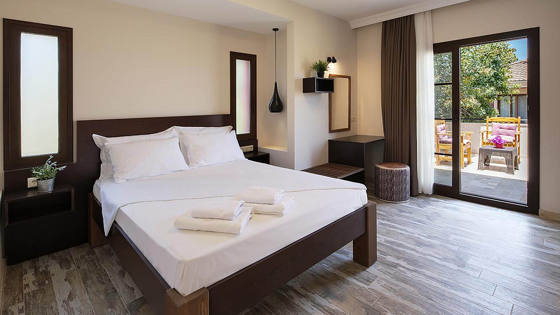 Çeşmekeş Otel