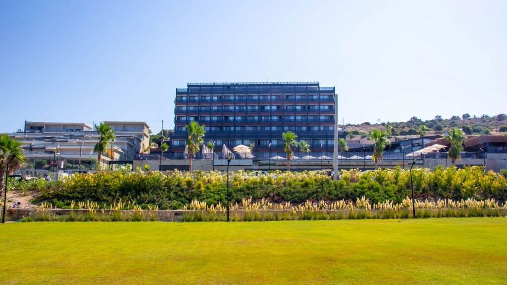 The Nowness Luxury Hotel & Spa
