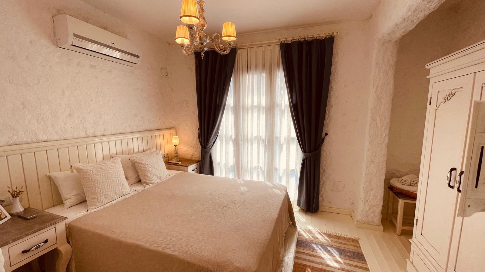 Mina Otel by Adda Alaçatı