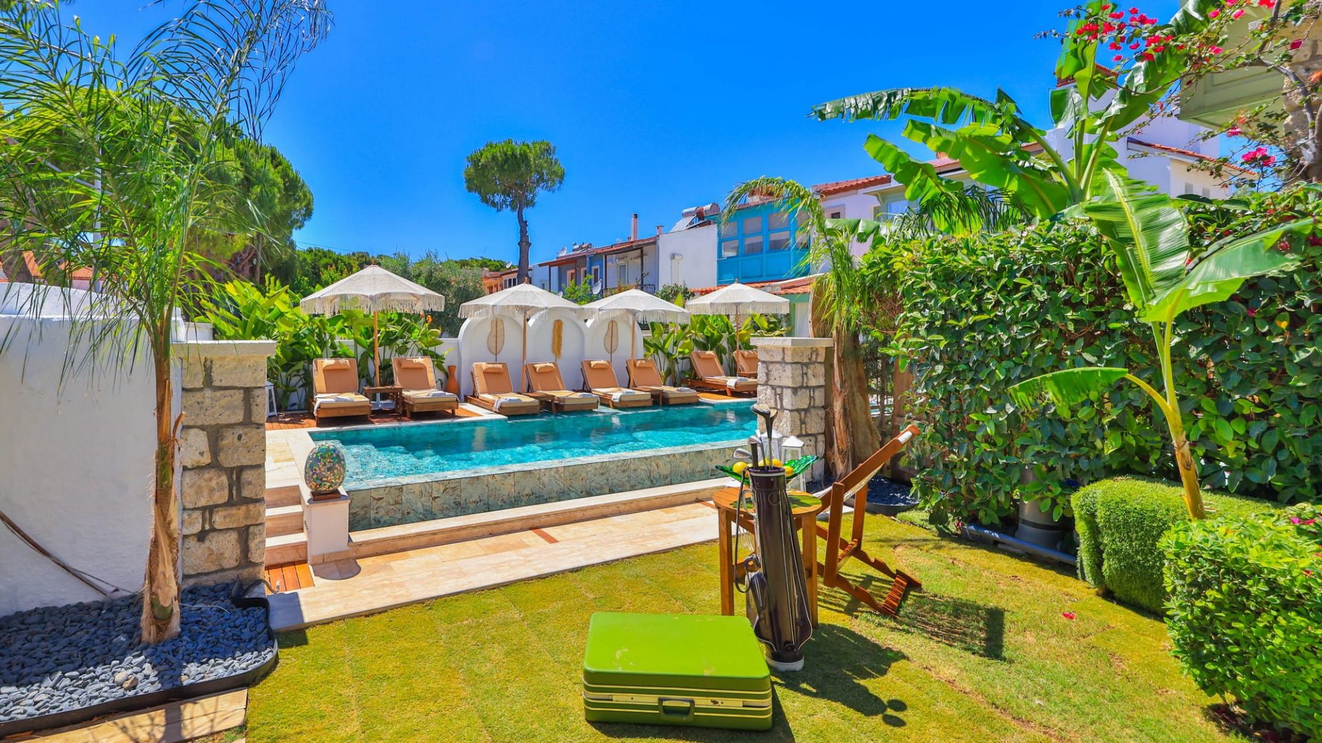 Palas Alaçatı Otel