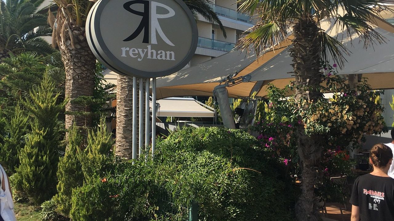 Reyhan Pastanesi
