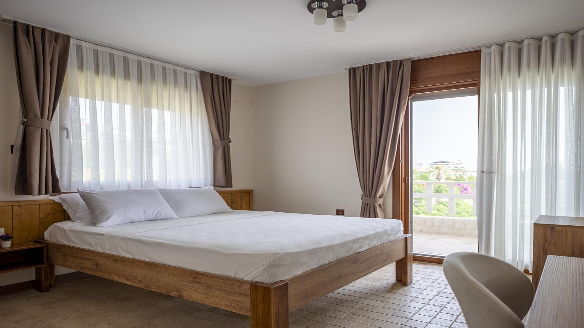 Çeşmekeş Otel