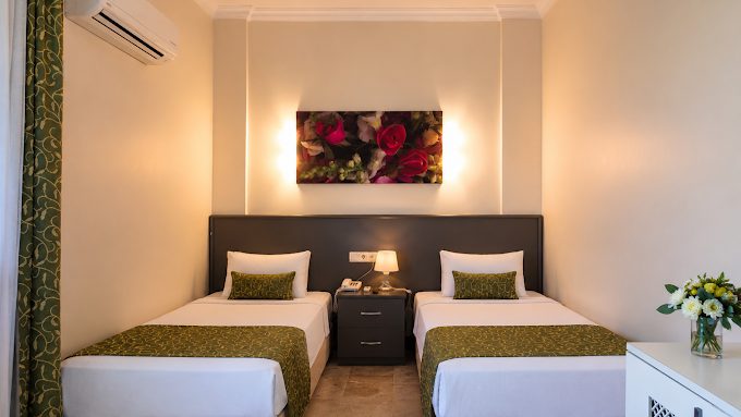 Lord Hotel