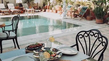 Motif Hotel