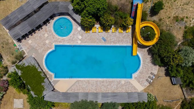 Akay Garden Family Club