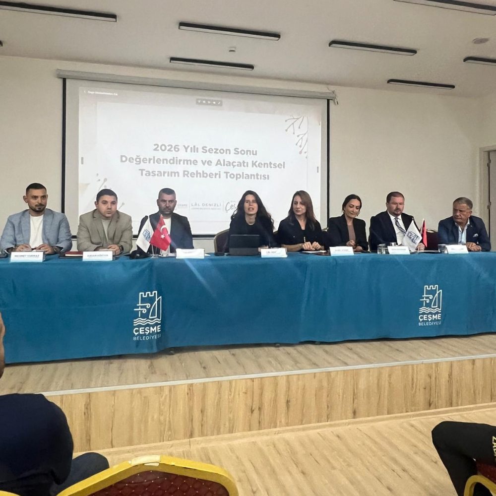 Çeşme Belediyesi Moderatörlüğünde 2026 Sezon Sonu Değerlendirme Toplantısı Gerçekleştirildi